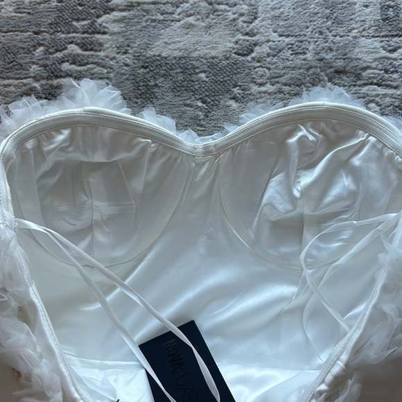 Strapless satin flower appliqué dress - Picture 10 of 10